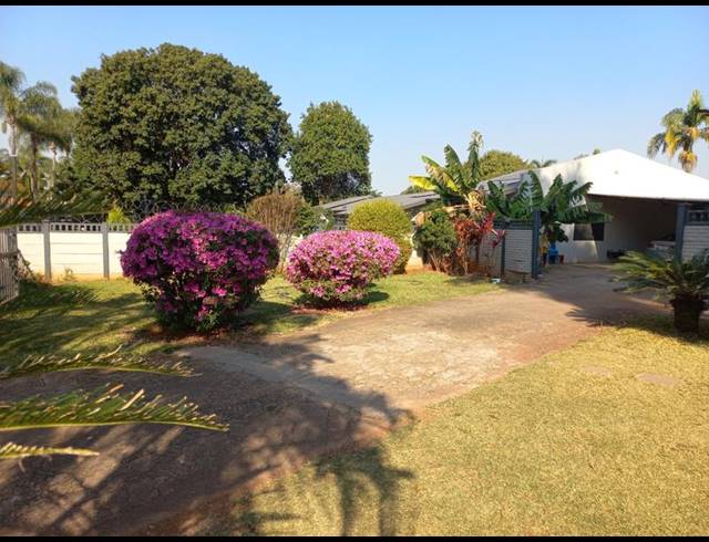 4 BEDROOM HOUSE FOR SALE IN FAUNA PARK